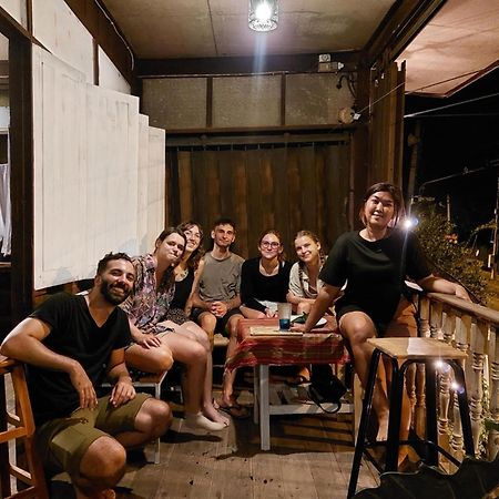 Hostelbed And Retreat Phitsanulok Bagian luar foto